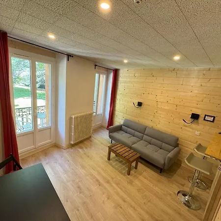 Le Petit Train Hotel Bagnères-de-Luchon