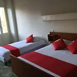 小火车公寓式酒店 2*
