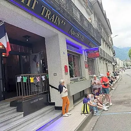 Le Petit Train 호텔 Bagnères-de-Luchon
