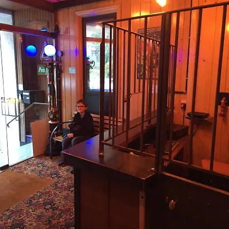 Hotel Le Petit Train Bagnères-de-Luchon